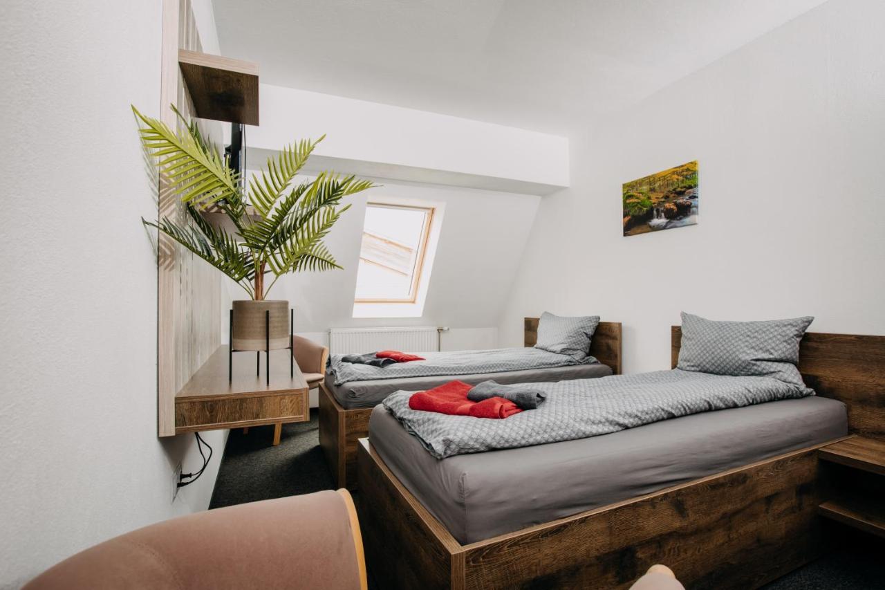 Palya Hotel Георгени Екстериор снимка