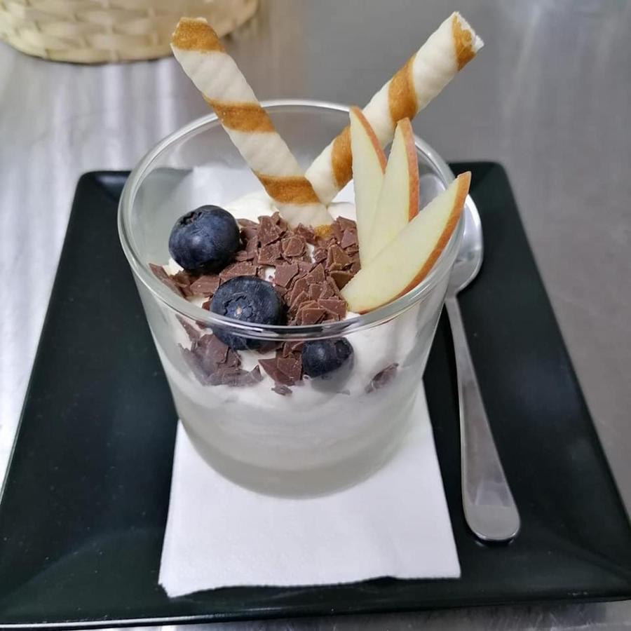 Palya Hotel Георгени Екстериор снимка
